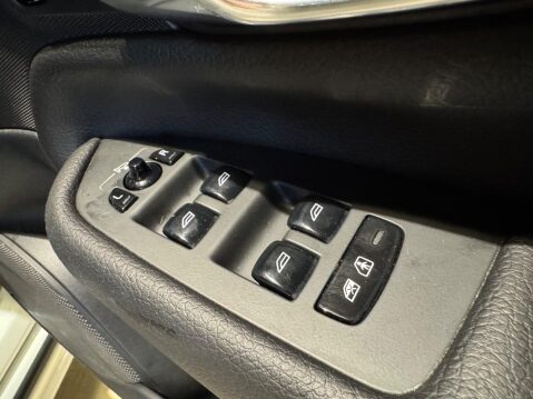 Volvo XC90 2.0 B6 MHEV Inscription Auto 4WD Euro 6 (s/s) 5dr 84