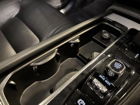 Volvo XC90 2.0 B6 MHEV Inscription Auto 4WD Euro 6 (s/s) 5dr 83