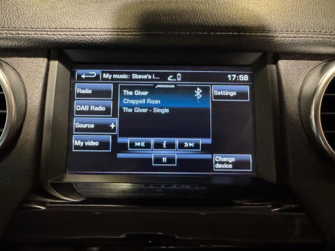 Land Rover Discovery 3.0 SD V6 HSE Auto 4WD Euro 6 (s/s) 5dr 58