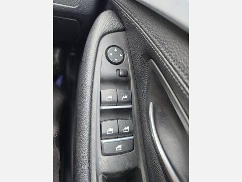 BMW 5 Series 2.0 520d M Sport Touring Auto Euro 6 (s/s) 5dr 37