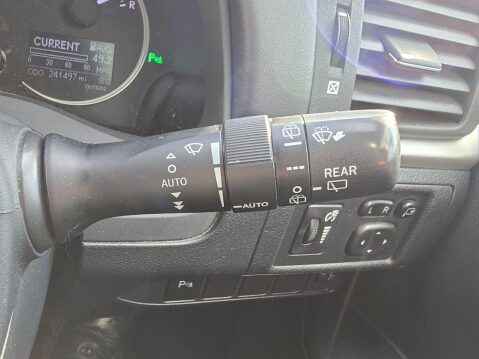 Lexus CT 1.8 200h Advance CVT Euro 5 (s/s) 5dr 28