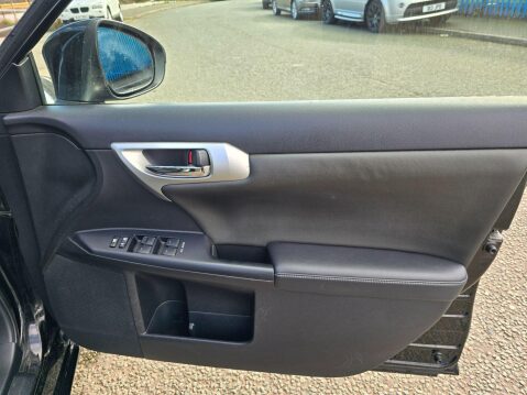 Lexus CT 1.8 200h Advance CVT Euro 5 (s/s) 5dr 12