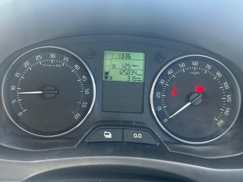 Skoda Roomster 1.6 TDI SE Euro 5 5dr 12