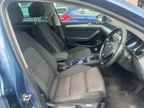 Volkswagen Passat 2.0 TDI SE Business Euro 6 (s/s) 5dr 18