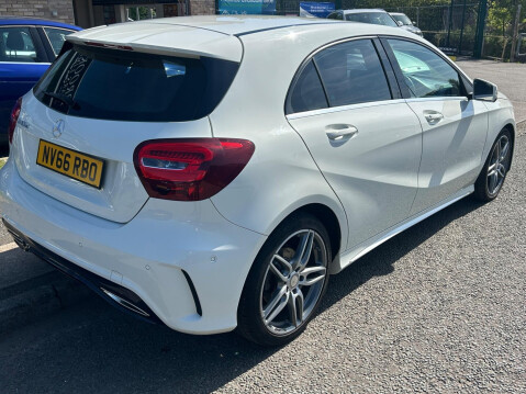 Mercedes-Benz A Class 1.5 A180d AMG Line (Executive) 7G-DCT Euro 6 (s/s) 5dr 3
