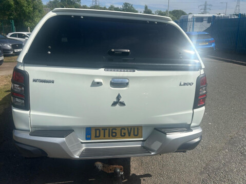 Mitsubishi L200 2.4 DI-D DC Warrior 4WD Euro 5 4dr 3
