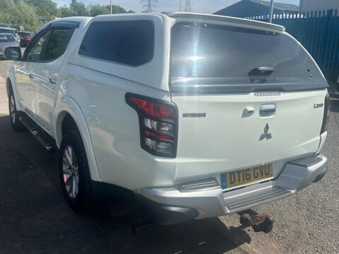 Mitsubishi L200 2.4 DI-D DC Warrior 4WD Euro 5 4dr 8