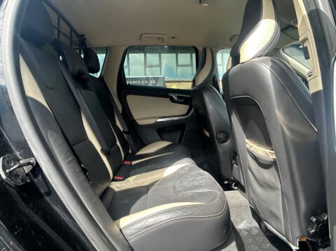 Volvo XC60 2.4 D3 R-Design AWD Euro 5 (s/s) 5dr 15