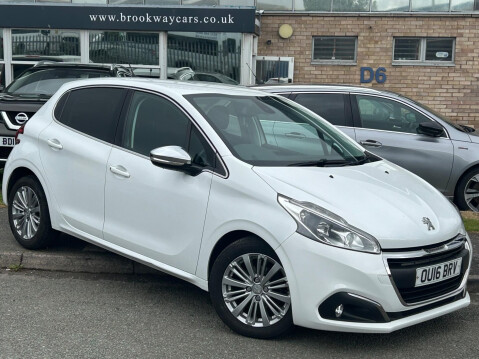 Peugeot 208 1.2 PureTech Allure Euro 6 5dr 8