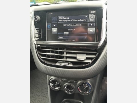 Peugeot 208 1.2 PureTech Allure Euro 6 5dr 13