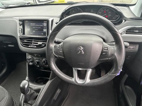 Peugeot 208 1.2 PureTech Allure Euro 6 5dr 16