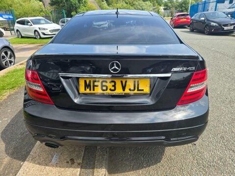 Mercedes-Benz C Class 2.1 C220 CDI AMG Sport Plus G-Tronic+ Euro 5 (s/s) 2dr 6