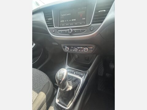 Vauxhall Crossland X 1.2 Turbo ecoTEC SE Euro 6 (s/s) 5dr 41
