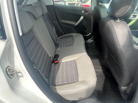 Peugeot 208 1.2 PureTech Allure Euro 6 5dr 20