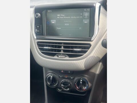 Peugeot 208 1.2 PureTech Allure Euro 6 5dr 30