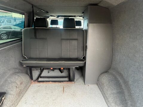 Volkswagen Campervan 17