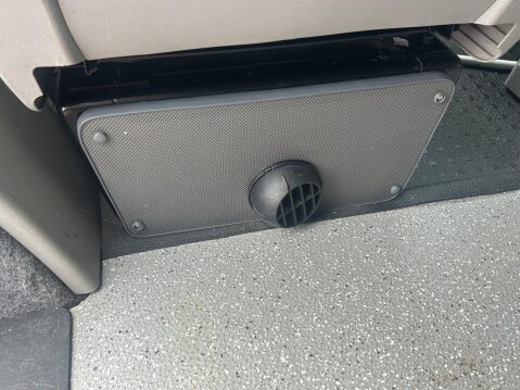 Volkswagen Campervan 22