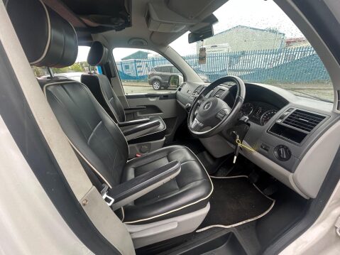Volkswagen Campervan 32