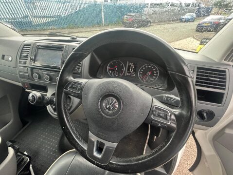 Volkswagen Campervan 37