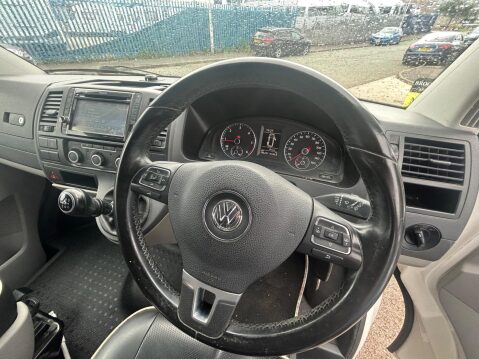 Volkswagen Campervan 37