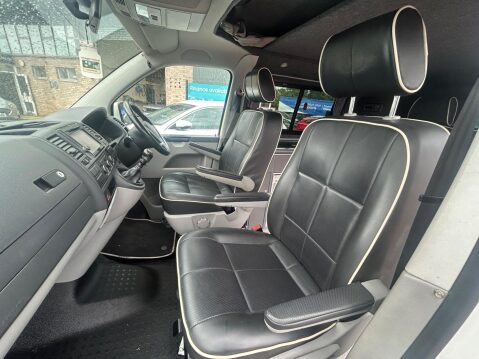 Volkswagen Campervan 13