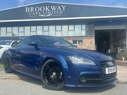 Audi TT 2.0 TDI Black Edition quattro Euro 5 3dr