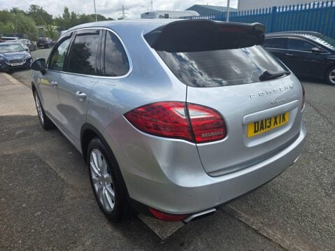 Porsche Cayenne 3.0 TD V6 Tiptronic 4WD Euro 5 (s/s) 5dr 6