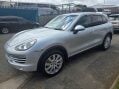 Porsche Cayenne 3.0 TD V6 Tiptronic 4WD Euro 5 (s/s) 5dr 8