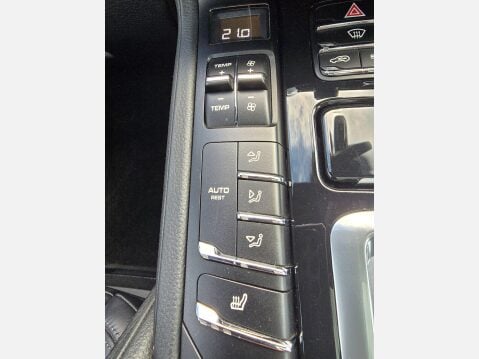 Porsche Cayenne 3.0 TD V6 Tiptronic 4WD Euro 5 (s/s) 5dr 25