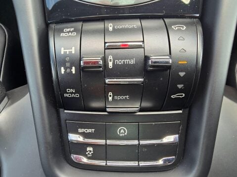 Porsche Cayenne 3.0 TD V6 Tiptronic 4WD Euro 5 (s/s) 5dr 27