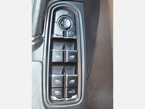 Porsche Cayenne 3.0 TD V6 Tiptronic 4WD Euro 5 (s/s) 5dr 37