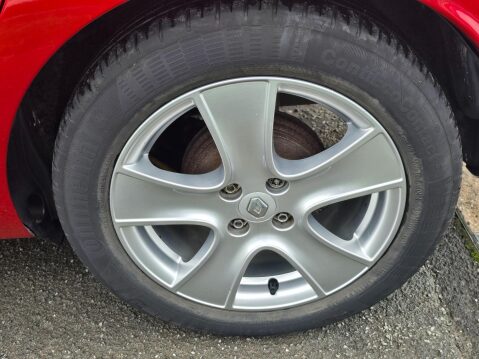 Renault Clio 1.5 dCi Dynamique MediaNav Euro 5 (s/s) 5dr 40