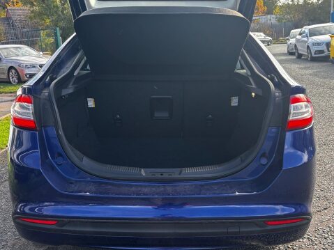 Ford Mondeo 1.6 TDCi ECOnetic Zetec Euro 5 (s/s) 5dr 19