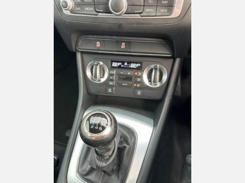 Audi Q3 2.0 TDI S line Euro 5 (s/s) 5dr 21