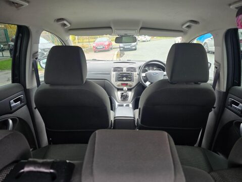 Ford Kuga 2.0 TDCi Zetec 2WD Euro 5 5dr 30