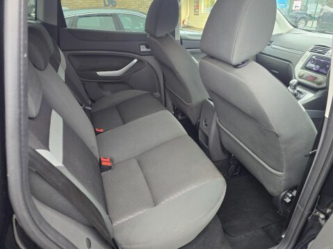 Ford Kuga 2.0 TDCi Zetec 2WD Euro 5 5dr 14