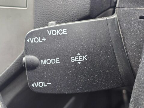 Ford Kuga 2.0 TDCi Zetec 2WD Euro 5 5dr 25