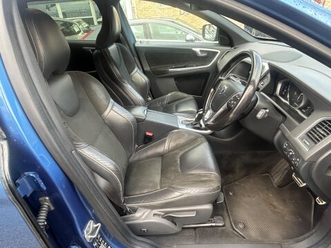 Volvo XC60 2.0 D4 R-Design Nav Auto Euro 6 (s/s) 5dr 11