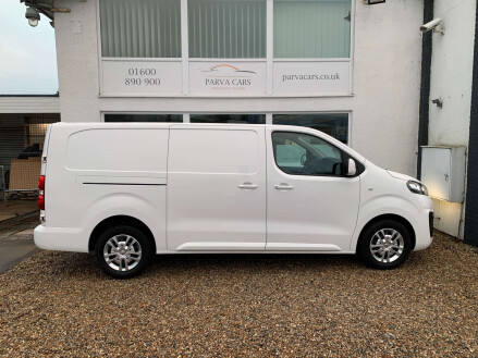 Vauxhall Vivaro 2.0 Vivaro 3100 Sportive S/S Auto