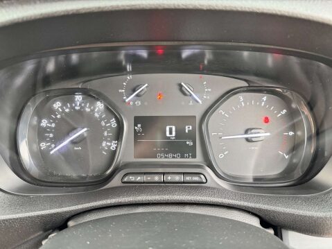 Vauxhall Vivaro 2.0 Vivaro 3100 Sportive S/S Auto 21