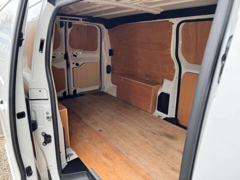 Vauxhall Vivaro 2.0 Vivaro 3100 Sportive S/S Auto 27