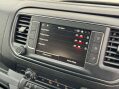 Vauxhall Vivaro 2.0 Vivaro 3100 Sportive S/S Auto 13