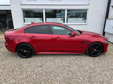 Jaguar XE 2.0 XE R-Dynamic HSE Auto 4dr