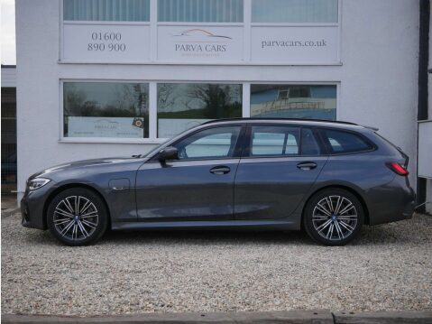 BMW 3 Series 2.0 330E M Sport Auto 5dr 31