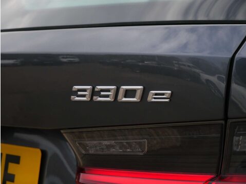 BMW 3 Series 2.0 330E M Sport Auto 5dr 37