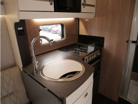 Fiat Ducato 2.2 Swift High-Style Xtra 640 57