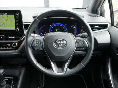 Toyota Corolla 1.8 Corolla Icon Tech VVTi HEV CVT 5dr 11