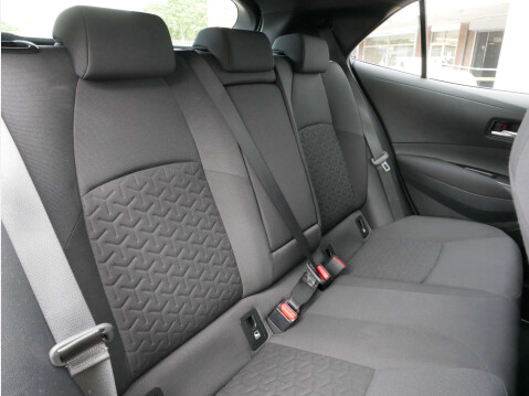 Toyota Corolla 1.8 Corolla Icon Tech VVTi HEV CVT 5dr 34