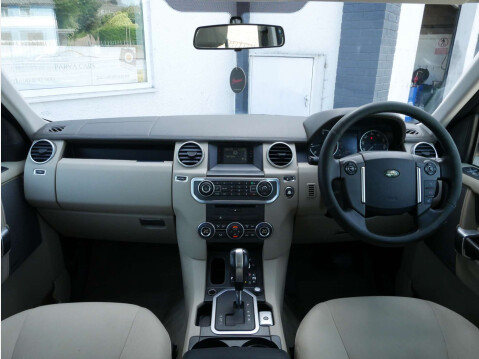 Land Rover Discovery 3.0 Discovery GS TDV6 Auto 4WD 5dr 8