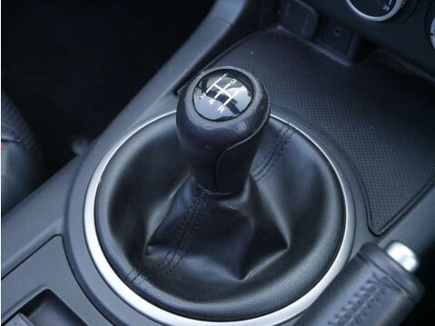 Mazda MX-5 1.8 MX-5 i Miyako 2dr 25